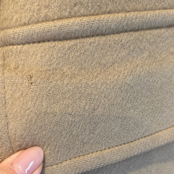 Burberry Women's Tan Toggle Trench Coat - Picture 2 of 7